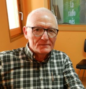 27320820_ef5c73d604ddefe_Complot-Foto-autor-291x300